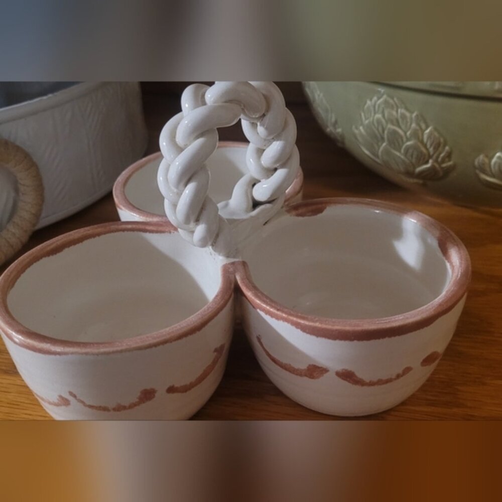 Elegant Ceramic Triple Bowl with Handle - White and pink